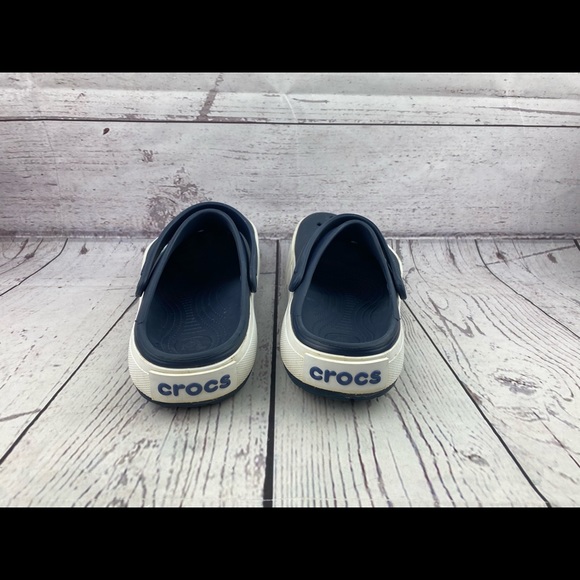 Crocs - Picture 2 of 5